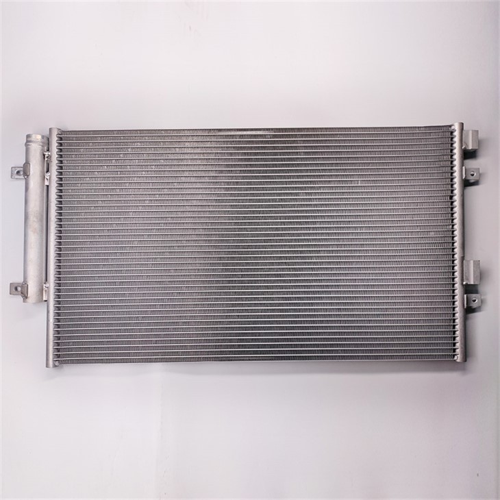 Vehicle Parallel Flow Microchannel Condenser